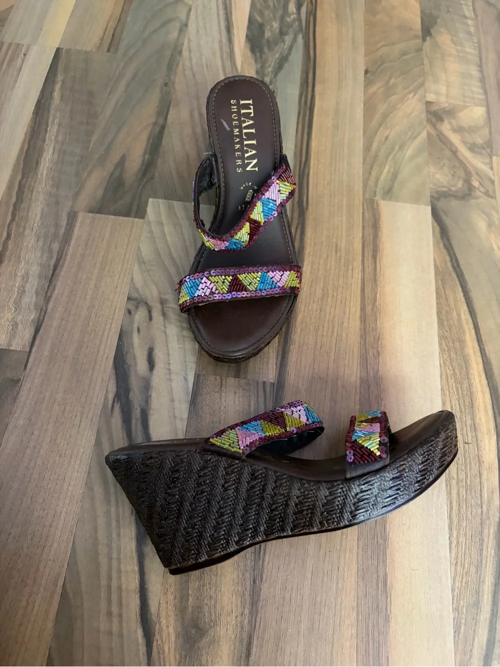 Italian Shoemakers Lightweight Brown Wedge Sandals Sequin Straps, 6.5, Like New